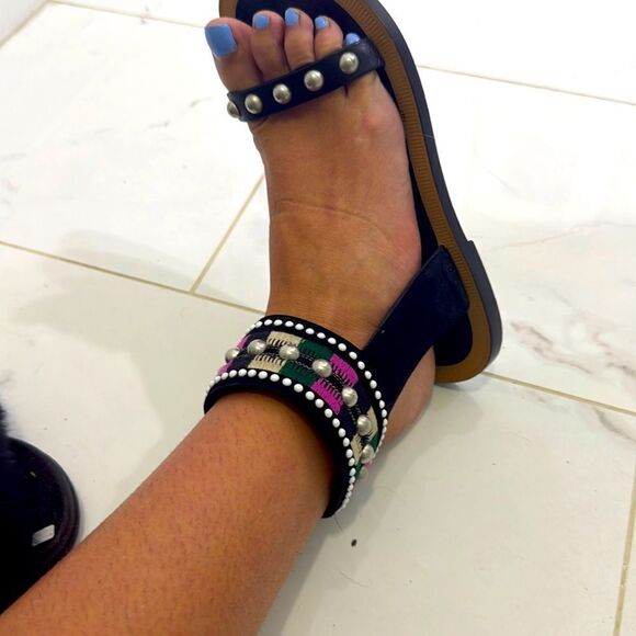 Isabel Marant Leather Sandał - Excellent Condition LIKE NEW Size 7.5 Stud Sandal - Picture 4 of 7